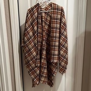 NWT Old navy shaul